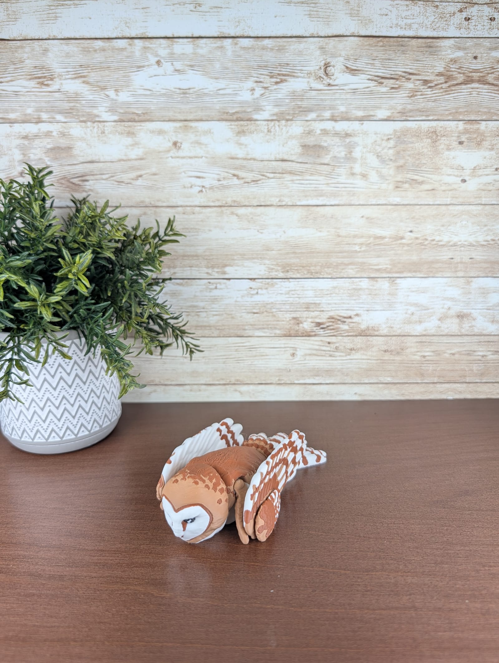 Articulated Barn Owl Toy thumbnail 3