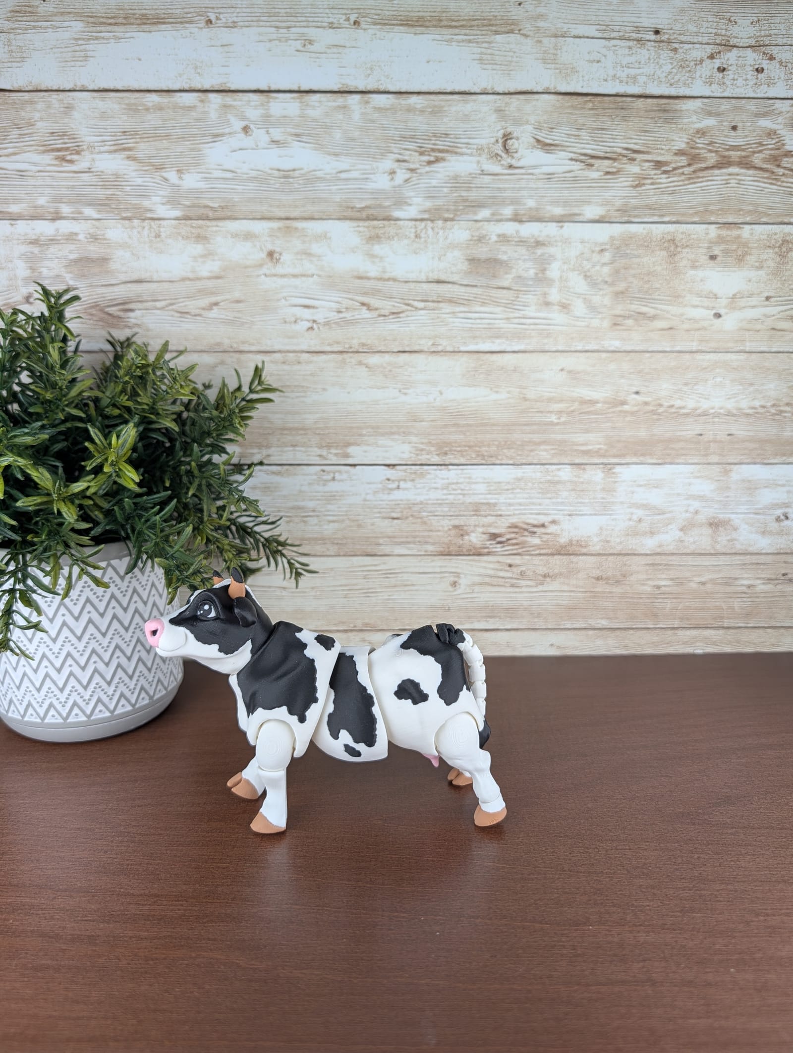 Holstein Cow thumbnail 2